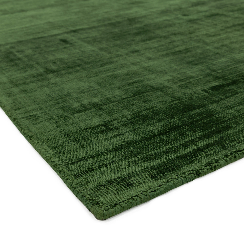 
                  
                    Blade Green
                  
                