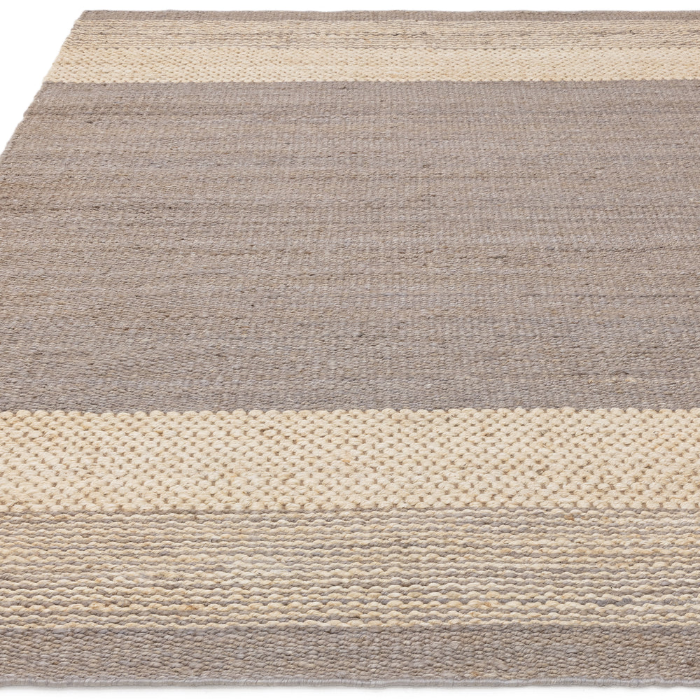 
                  
                    Cedar Grey Natural
                  
                