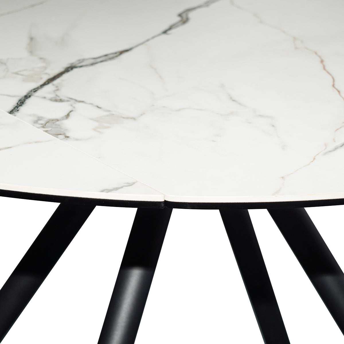 
                  
                    Edge Magic Round Table
                  
                